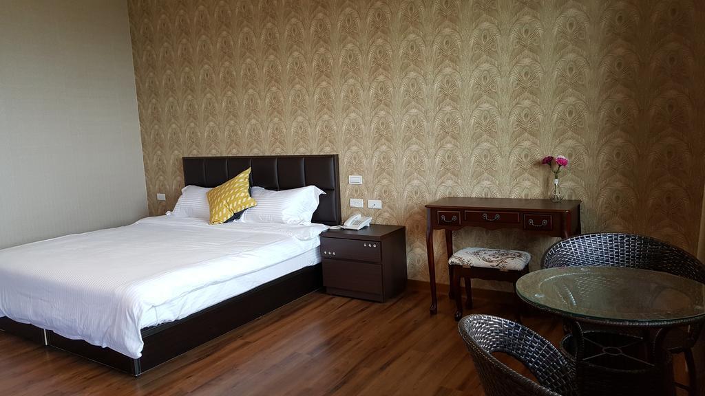 Chi House Hotel Miaoli Eksteriør billede